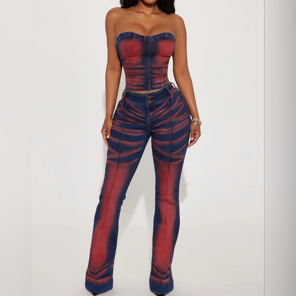 Fashion Nova Enyo Strapless Corset Denim Top (S) / Stretch Flare Jeans (Size: 3)